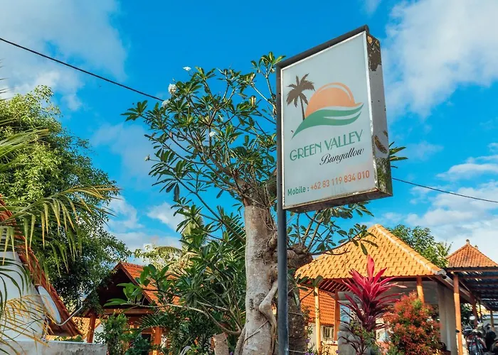 Green Valley Bungalow Batununggul