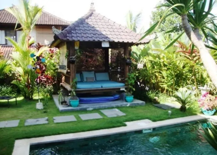 Bungalow Jepun At Villa Semua Suka ウブド