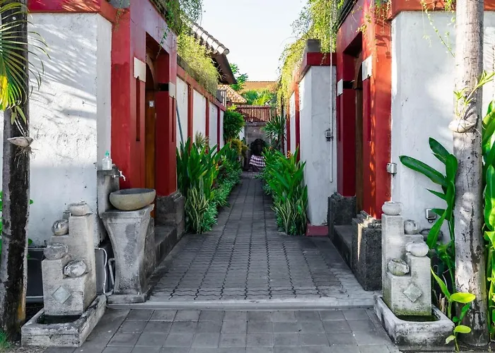 Tanjung Lima Hotel Legian