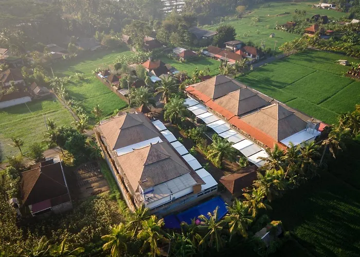 Townhouse, Pool & Kitchen, Ubud, Cucus Mondok
