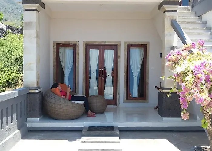 Pet friendly Barong Cafe Bungalow And Restaurant Amed 