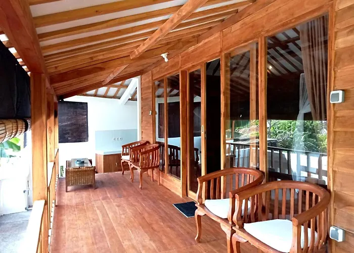 Rumah Wayans Lipah Amed 