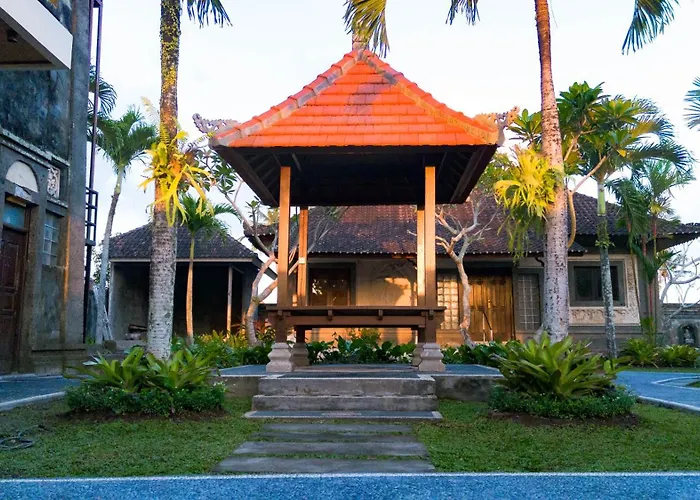 Awatara Villa & Resort ウブド