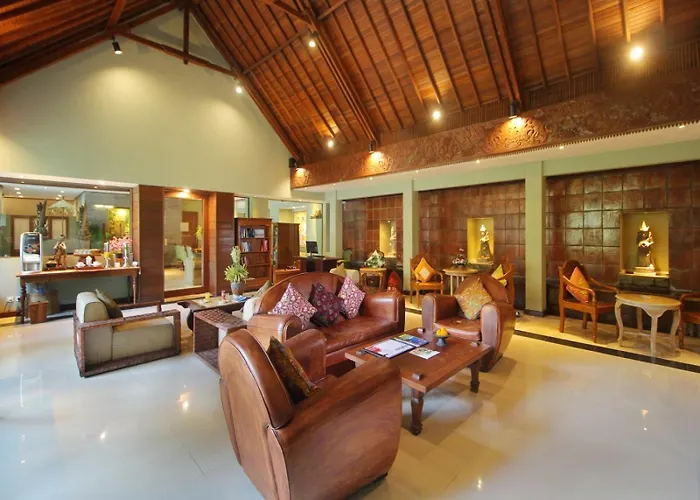 Legian (Bali) hotels near Beachwalk Shopping Center