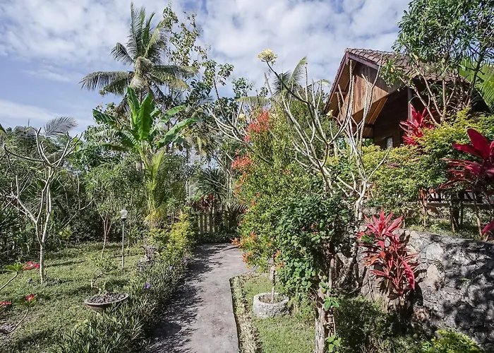 Pet friendly Penida Lapaya Bungalows Nusa Penida Sakti