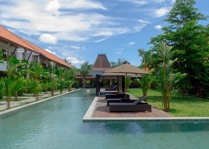 Griya Shanti Suites サヌール