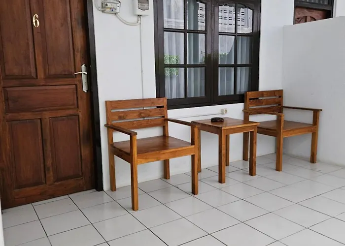 Rumah Kayu Putih サヌール