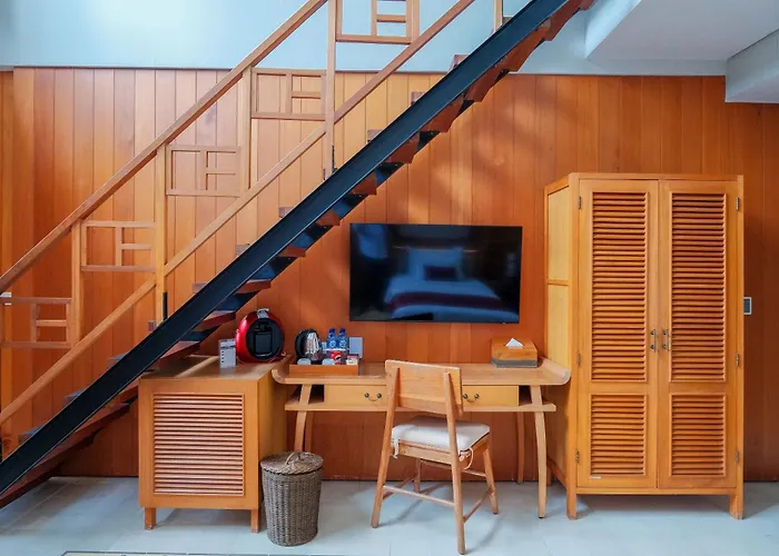 Canggu (Bali) hotels near Vue Beach Club