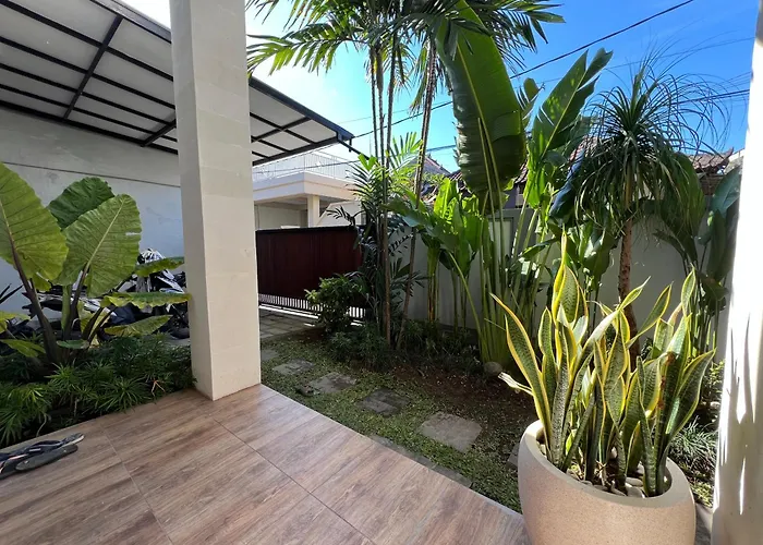 Villa Makmur Kerobokan 