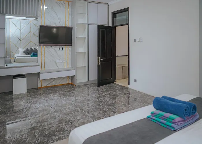 4 Bedroom Villa Kuta Regency B10