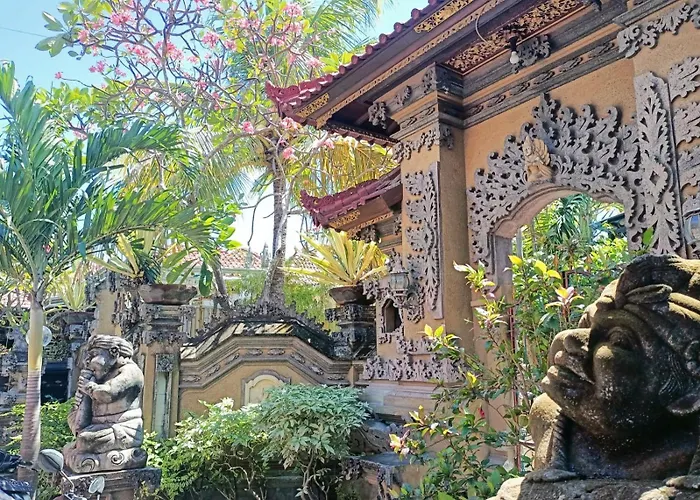 Green Palace Homestay Batununggul