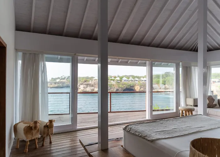 Villa Tranquilla Nusa Lembongan  with Pool