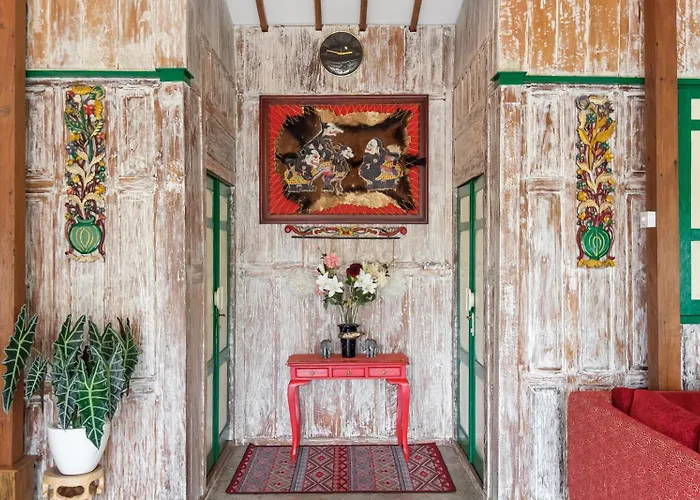 Madeira Javanese Joglo, Jimbaran