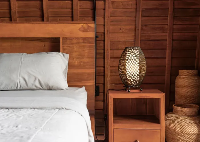 Albergue Bagus Ink Surf Camp Uluwatu