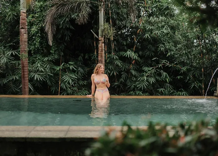 Adipana Bungalow-Balinese Room ウブド