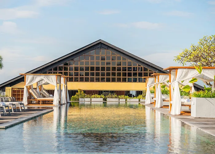 Pet friendly Cross Paasha Bali Seminyak Hotel