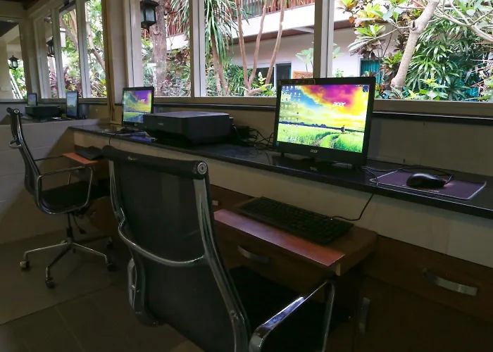Aquarius Beach Hotel Sanur