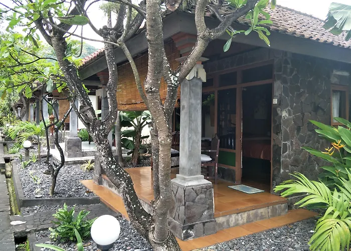 Temple Cafe & Seaside Cottages Candi Dasa 