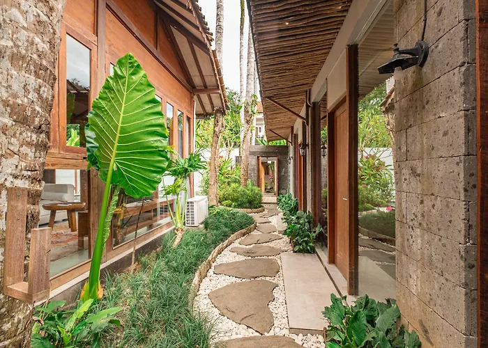 Kakul Villas & Suites Ubud con Piscina