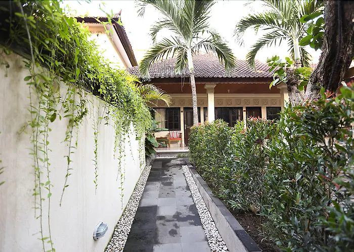 Sari Indah Cottages Kuta 