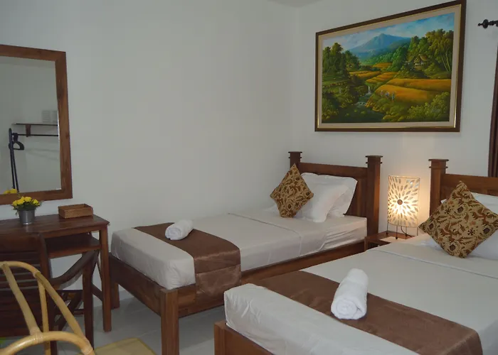 Askara Guest House & Hostel ウブド
