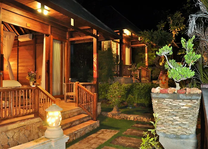 Ocean Terrace Suite And Spa Luxury Batununggul