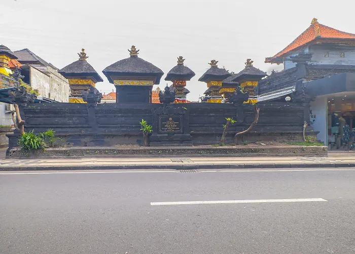 Oyo Life 92852 Singgah Hotel Legian