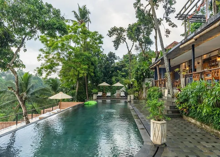 Ubud (Bali) hotels near Lotus Cafe
