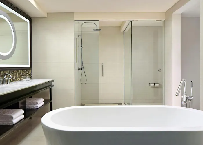 Kuta (Bali) Beach Resorts