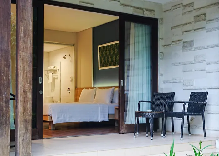 Grand Whiz Hotel Nusa Dua 