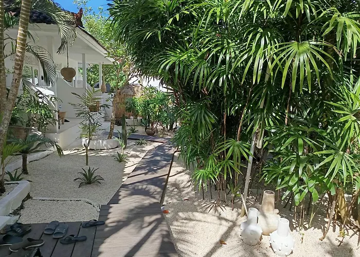 Pecatu (Bali) Hotels
