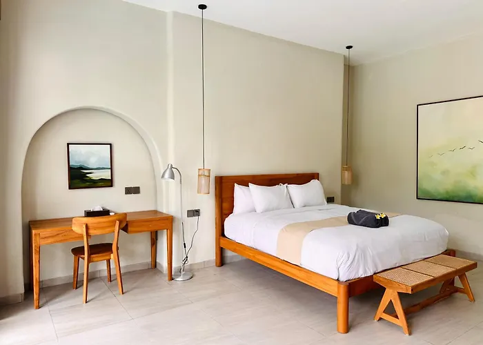 Uluwatu (Bali) Vacation Rentals near Corfu Aquarium