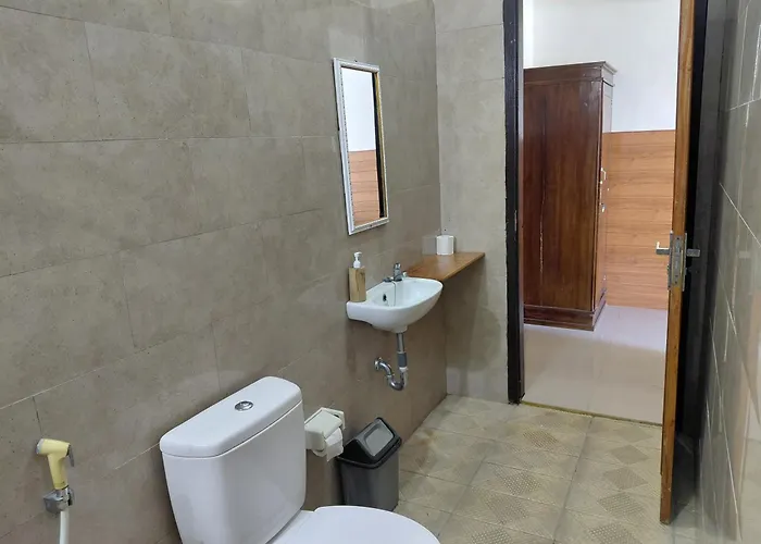 Tunjung Kuning Cottage Toyapakeh