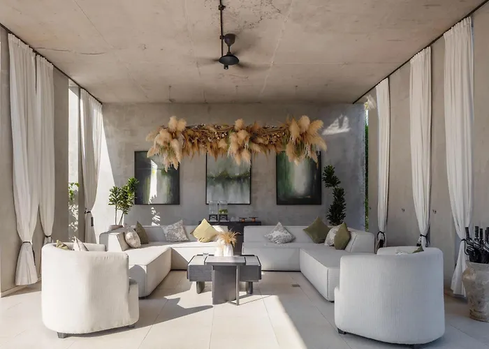 Hidden City Ubud - Modern Comfort & Relaxed Living Near Central Ubud And Green Fields