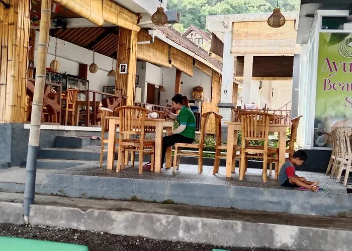 Beten Enjung Home Stay&Rooftop Amed 