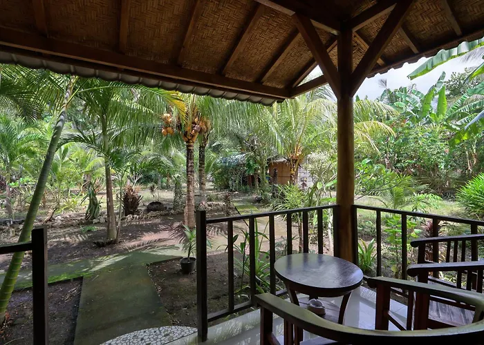 Kubu Artha Bungalow Nusa Penida Ped