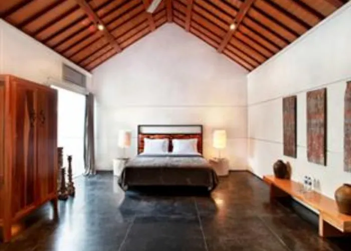 Villa Valentine Kuta Lombok