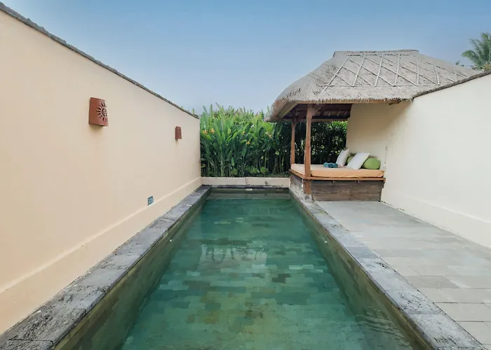 Ubud (Bali) hotels near Neka Art Museum Shop