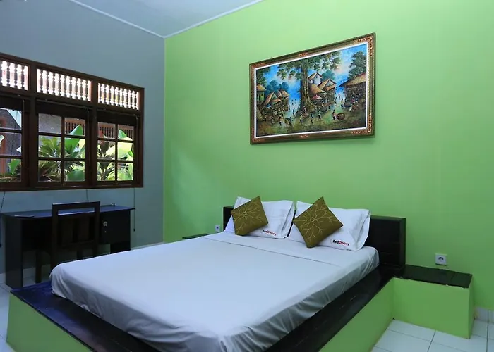 ホテル Reddoorz @ Dewi Sita Seminyak
