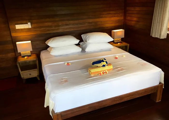 Boetiek Twin Island Villas & Dive Resort Nusa Lembongan