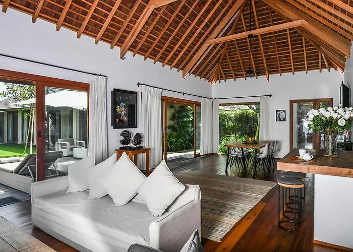 Villa Lala Kuta Lombok