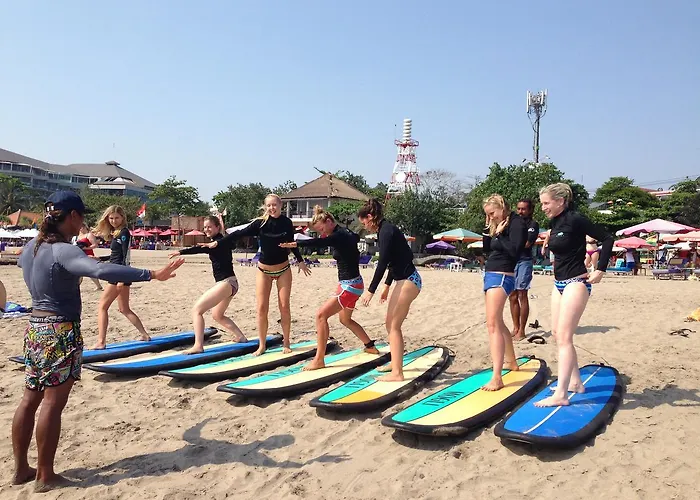 Hotel Matra Bali Surf Camp Canggu