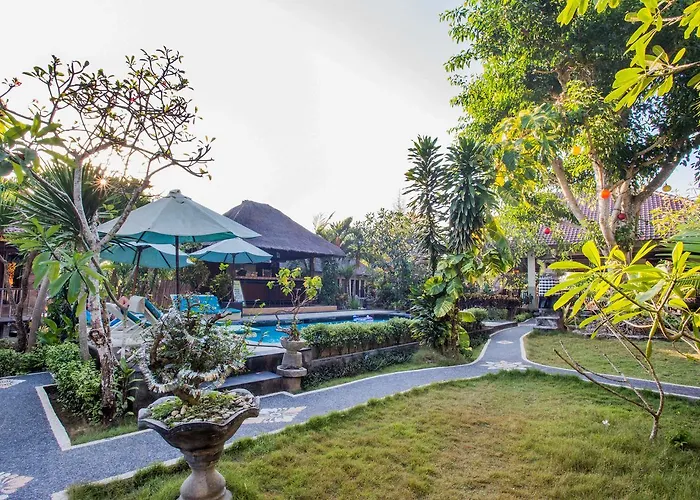 Hotel Lotus Garden Huts Nusa Lembongan