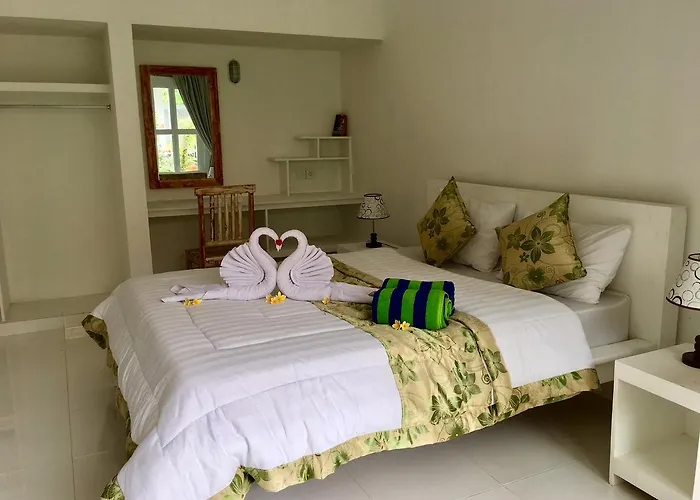 Narayana Homestay Amed 