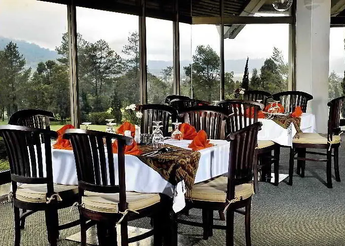 Bali Handara Kosaido Country Club サヌール