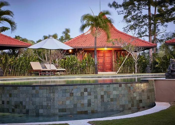Three Monkeys Villas Pecatu 