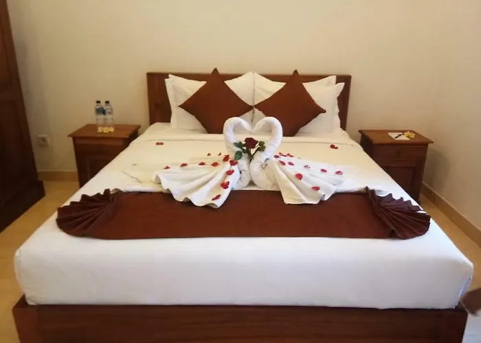 Catu Guest House Canggu 