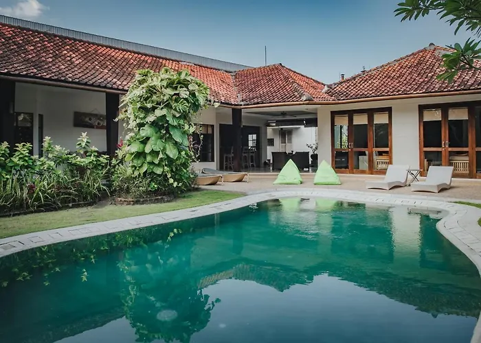 Villa Merry Nusa Dua 
