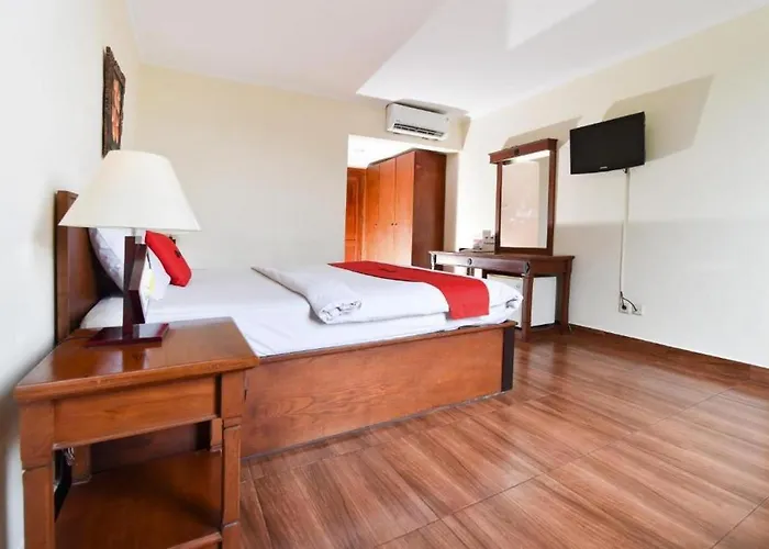 Hotel Reddoorz @ Raya Kuta
